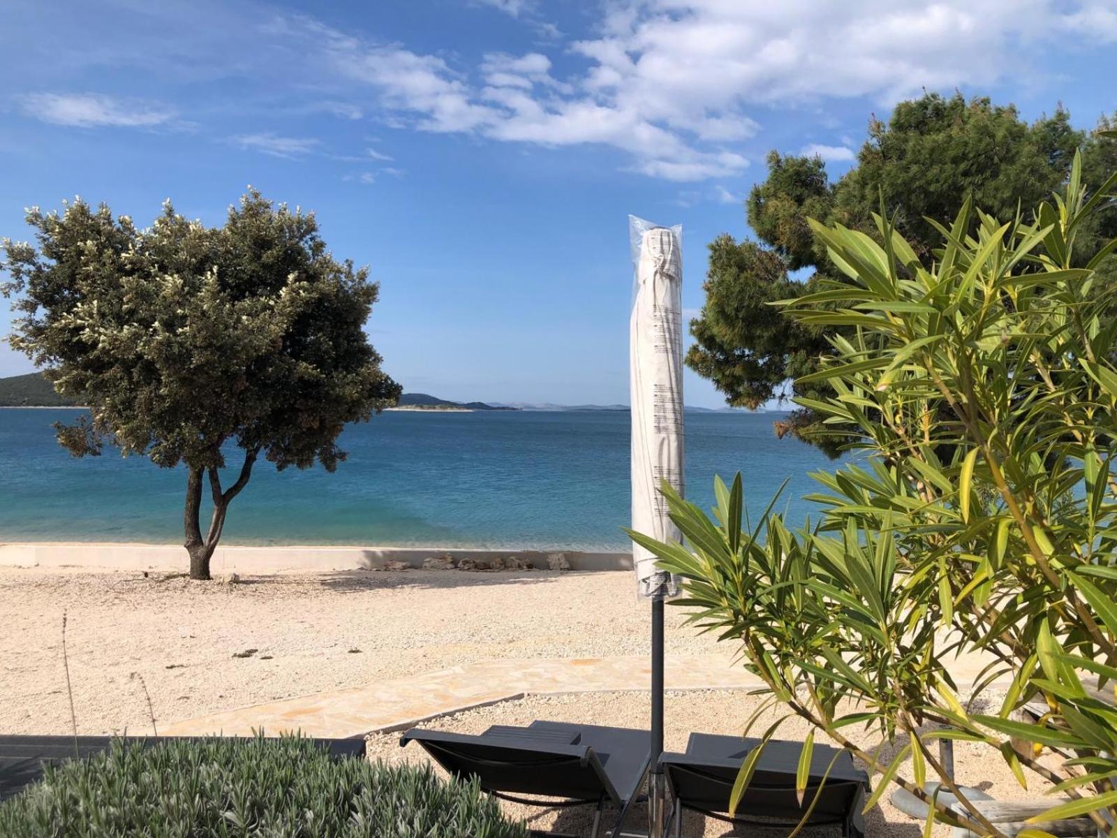 Buqez Eco Resort - Beachfront 20 & House 42 Drage Dış mekan fotoğraf